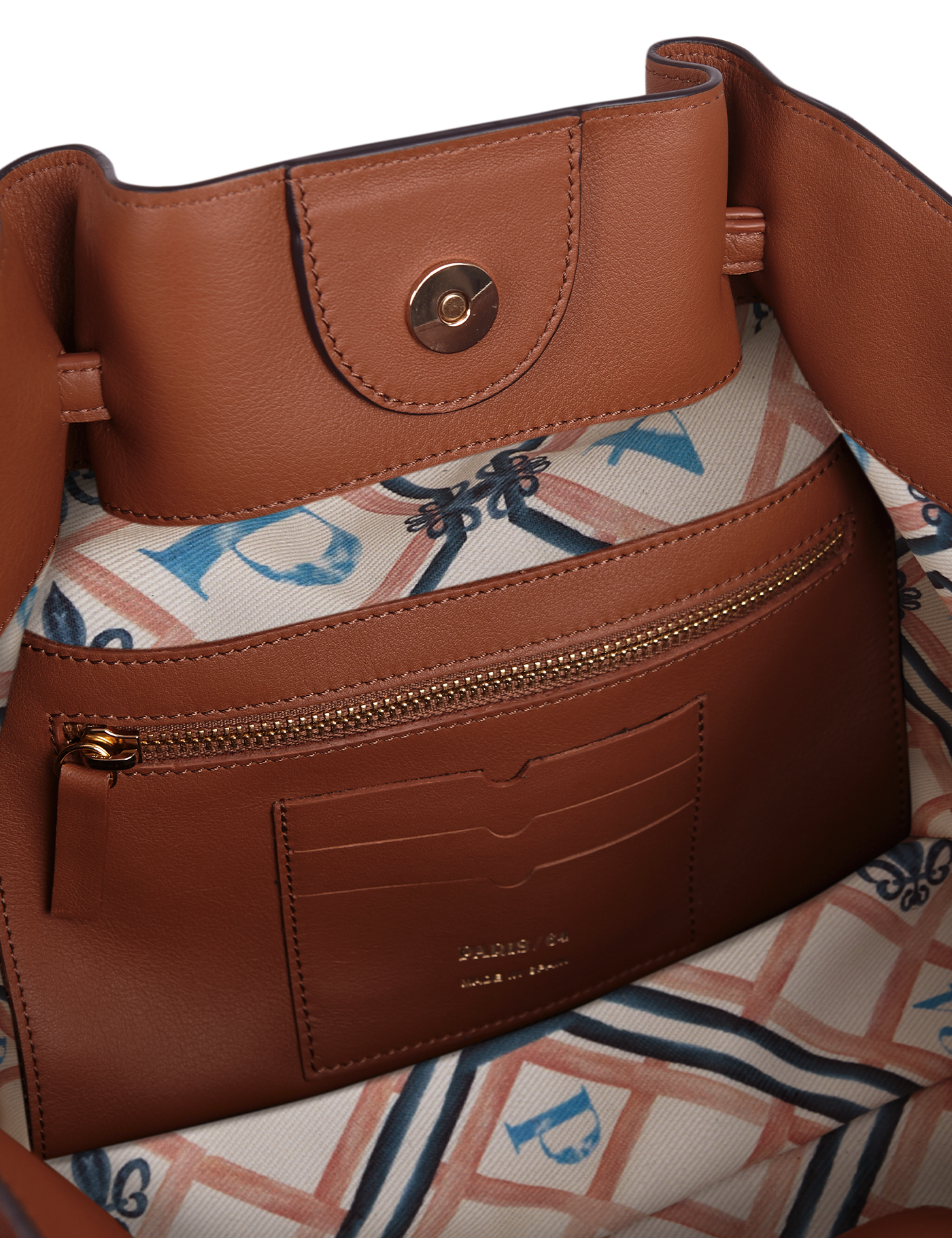 Manhattan Cuero Bag by PARIS/64 Manhattan Cuero Bag by PARIS/64