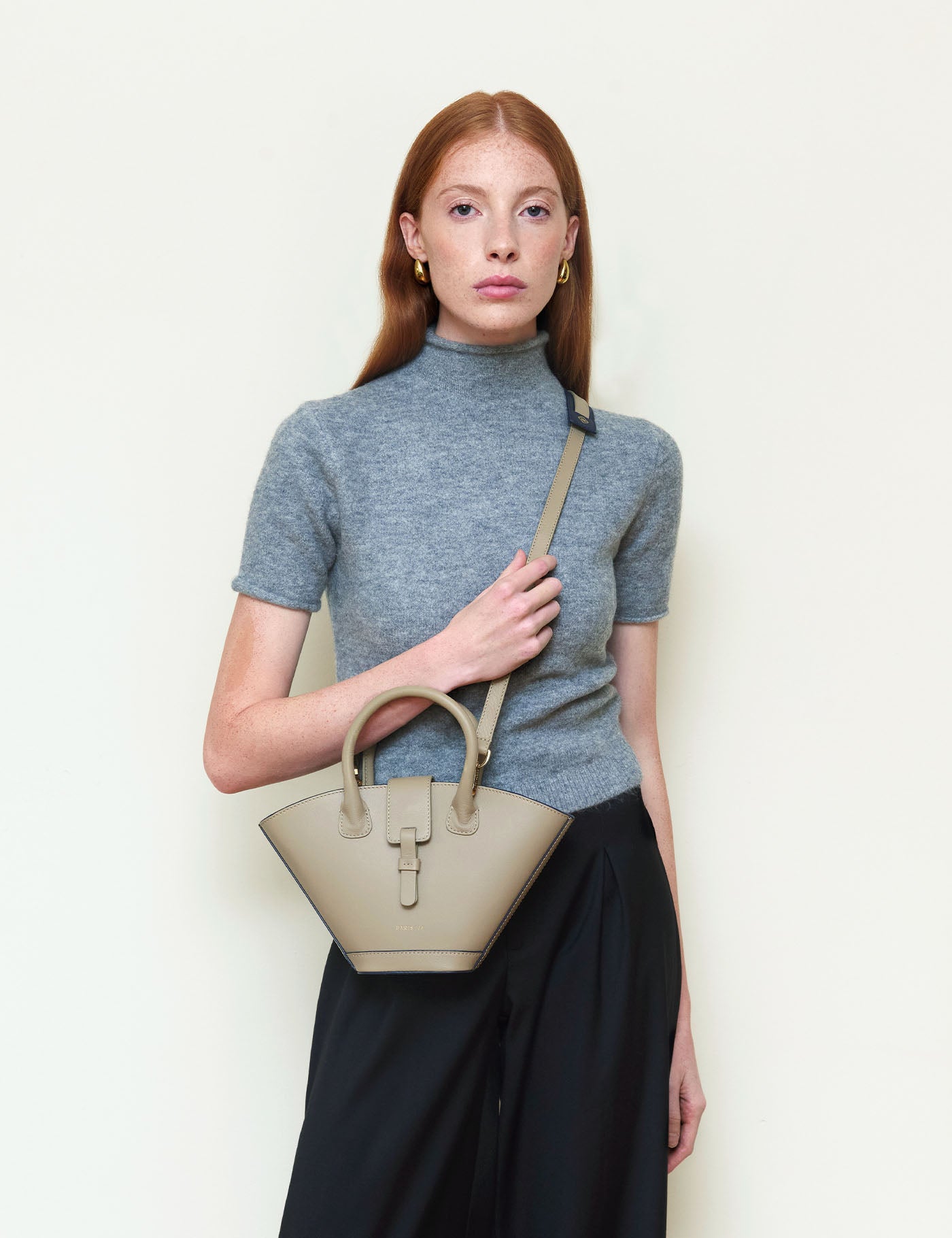 バッグ PARIS/64 mini lumiere caramel bolso-mini-lumiere-taupe-