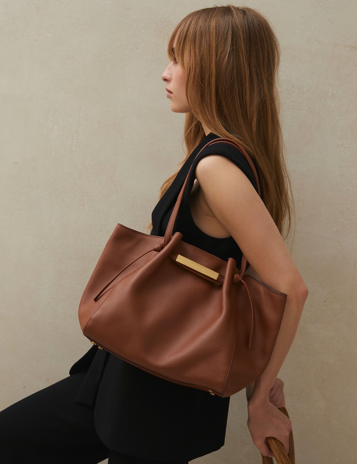 Manhattan Cuero Bag by PARIS/64