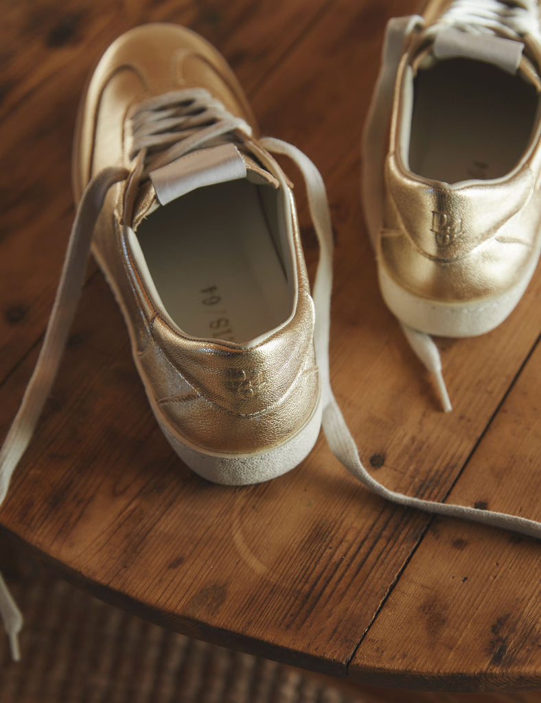 Sneaker Retro P64 Gold - PARIS/64